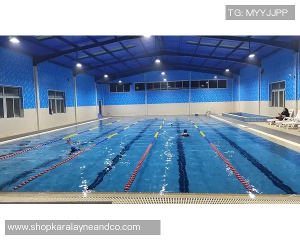 游泳健身：提升体能、塑造身形，畅享水中运动的全面健康益处